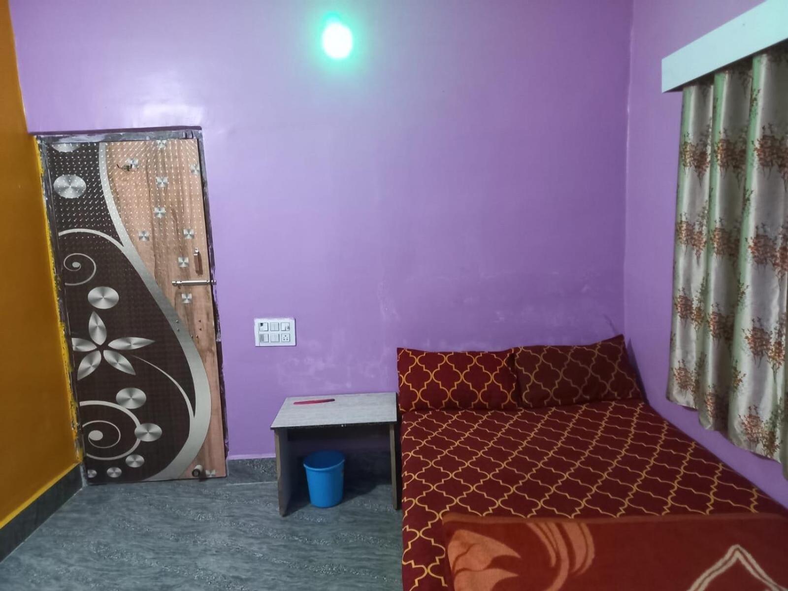 Oyo Paras Hotel Jamui Екстер'єр фото